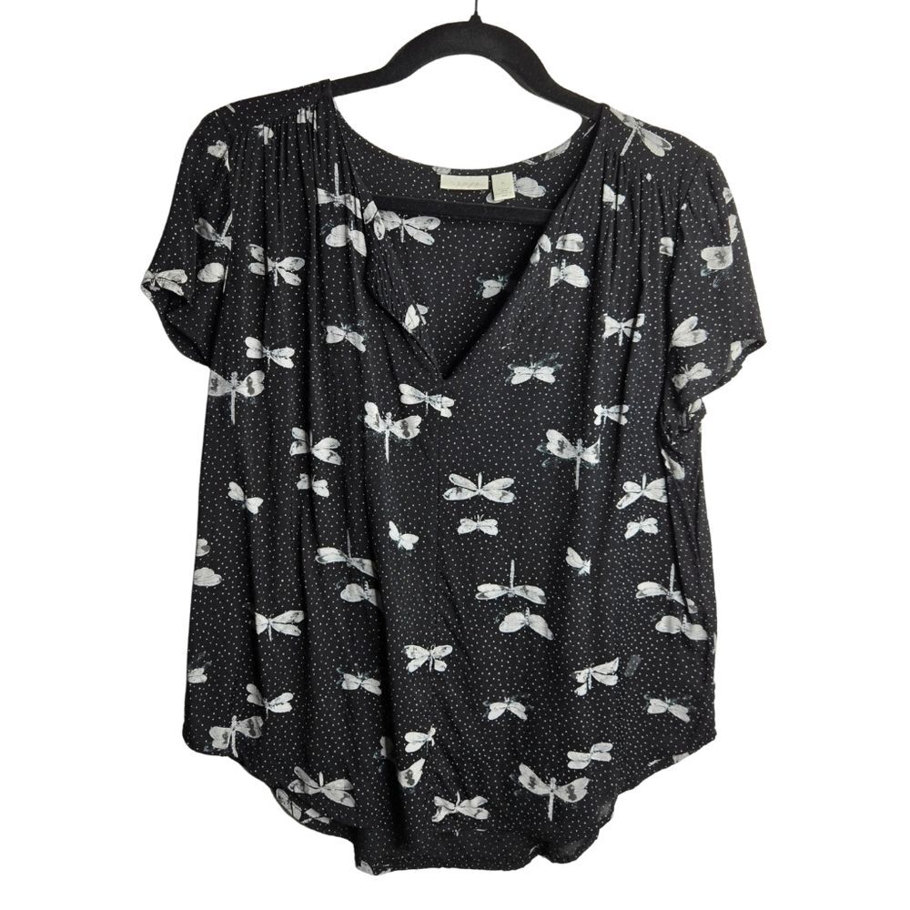Hinge Dragonfly Print Textured V Neck Relaxed Blouse Black Short Sleeve Size M